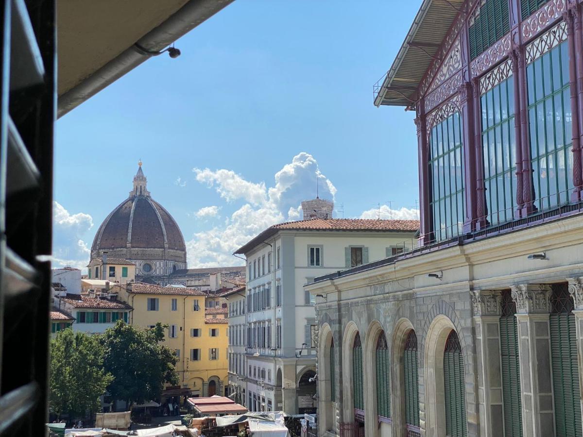 Overlooking'S Duomo Apartment In Mercato Centrale Florença Exterior foto